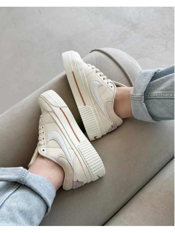 Nike Court Legacy Bej